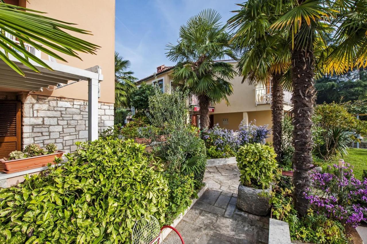 Apartments Pino Rovinj Exteriör bild