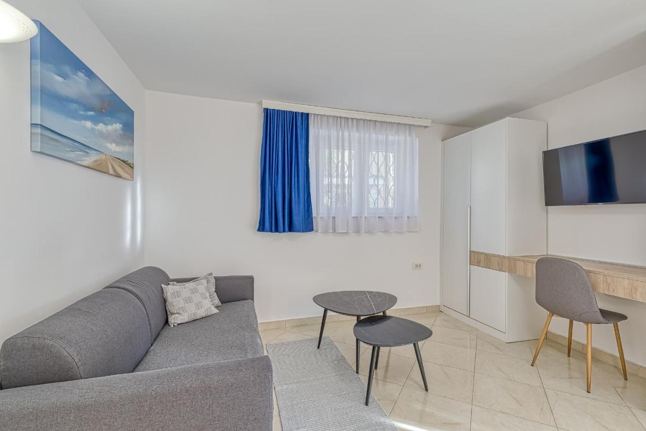 Apartments Pino Rovinj Exteriör bild